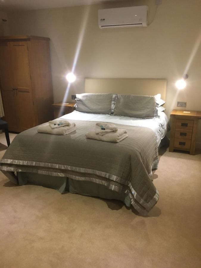Bed and Breakfast Bryn Derwen Rhayader Exterior foto